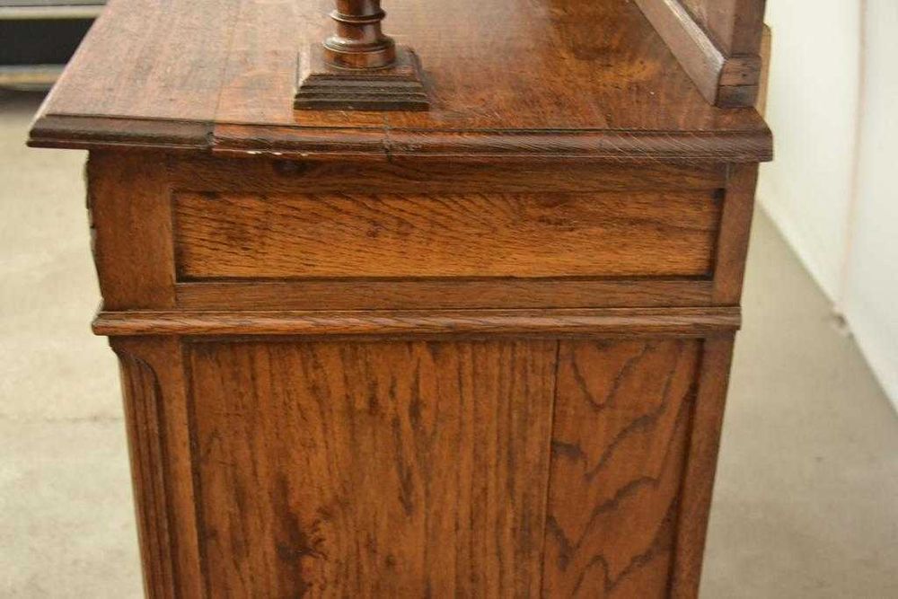 kredens dębowy secesja