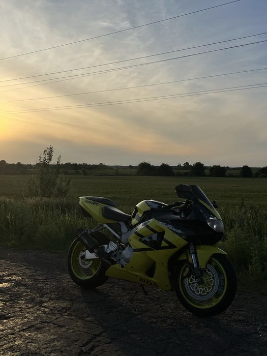 Honda CBR 929 rr Fireblade 900 919 954