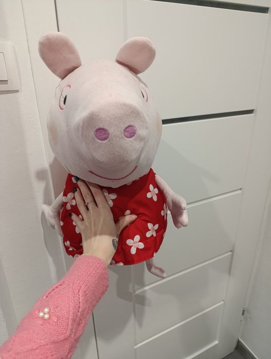 Duża maskotka Świnka Peppa