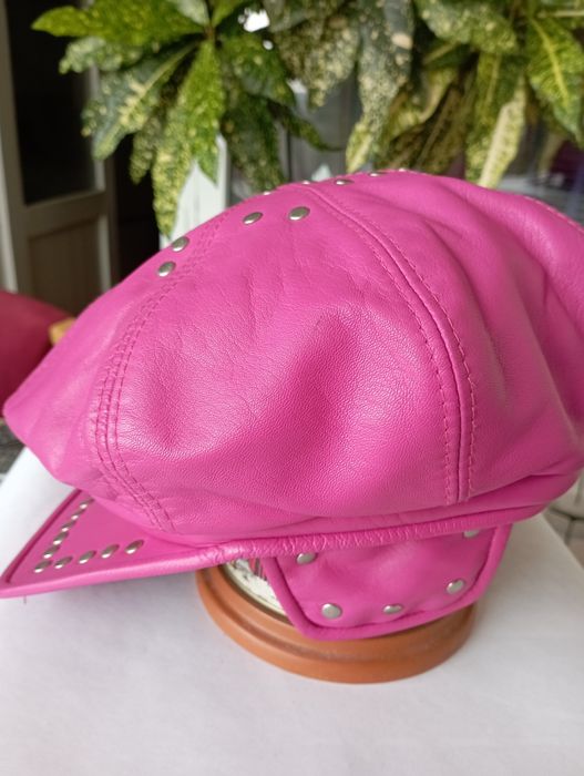 Кепи женская демисезонная из кожи