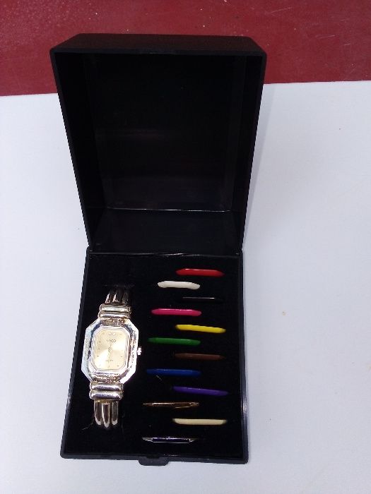Relogio LACO senhora c/ 10 acessorios coloridos NOVO