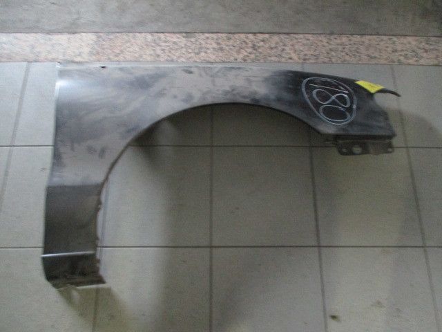Guarda-lamas direito HYUNDAI Accent I (X3)