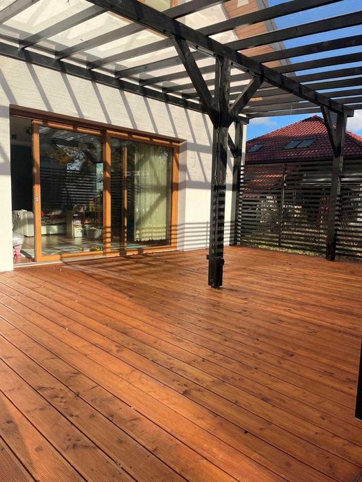 Deski tarasowe modrzew syberyjski 28x150mm ryflowana i gładka deska