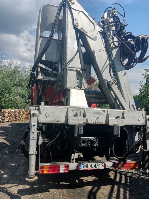 Rębak Biber na podwoziu Mercedes Actros 4143