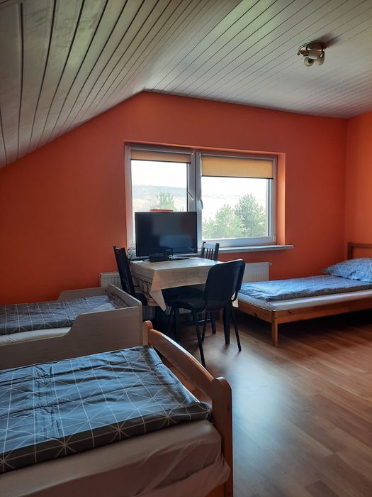 Noclegi-pokoje pracownicze