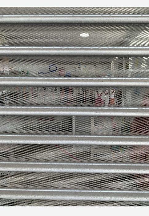 Grades de segurança microperfuradas