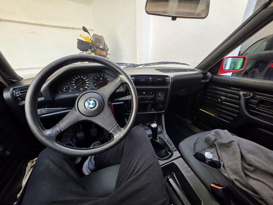 BMW E30 316 Sedan