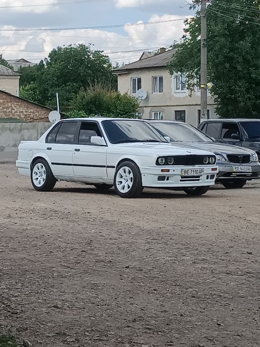 BMW e30  Більчонок
