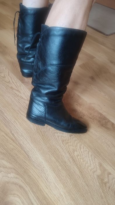 Kozaki skórzane damskie że sznurówka rozm. 38