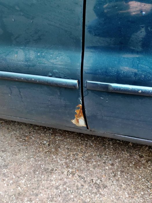 Продам Kia Clarus