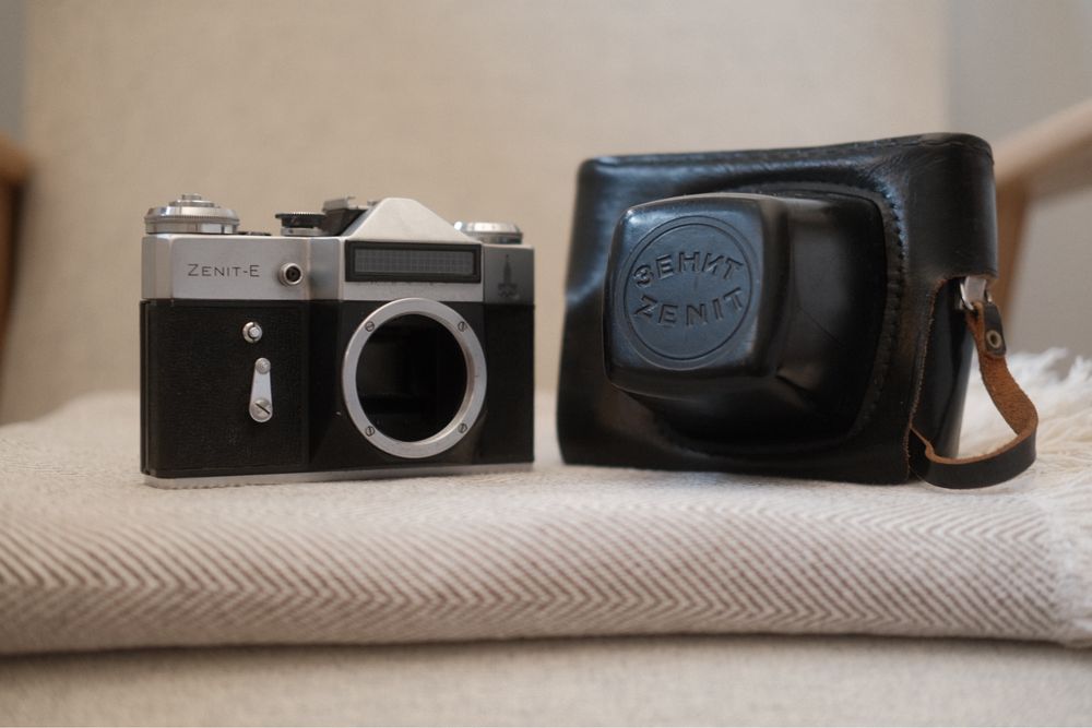 Zenit-E Analog Camera, Olympic Games 1980 Edition64738397928322122