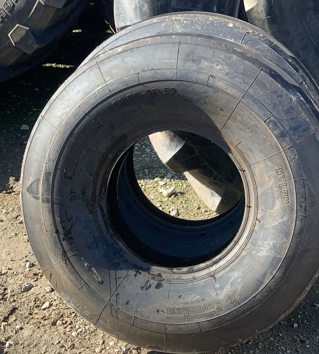 Шини 11.00 - 16  11.00 R16 Superking (Індія) 8PR — стан нових, 2 шт