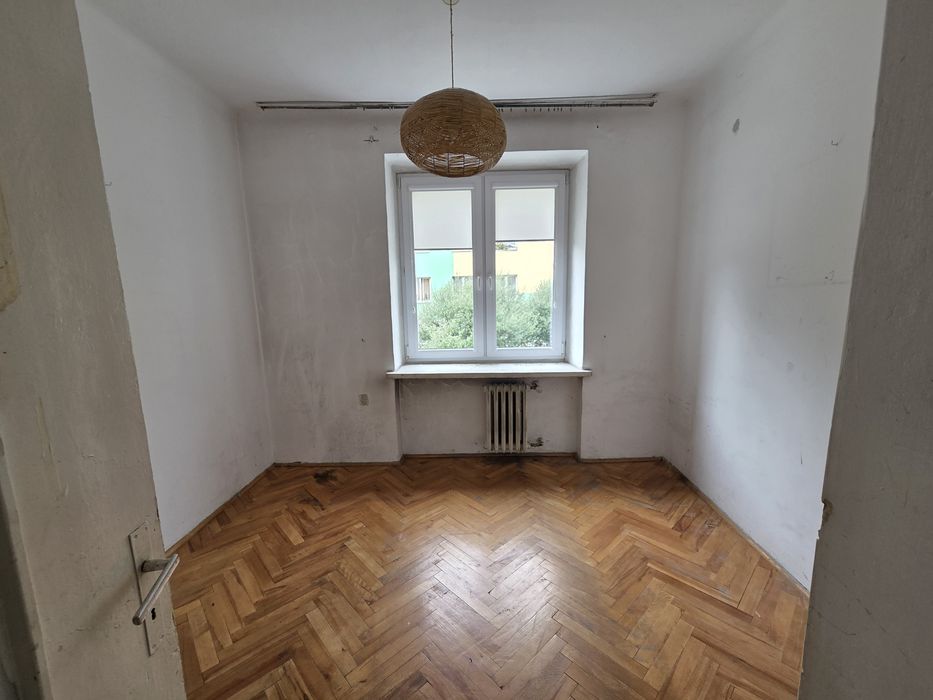 Mieszkanie 2 Niezależne Pokoje Pierwsze Piętro Fredry Samo Centrum Cegła