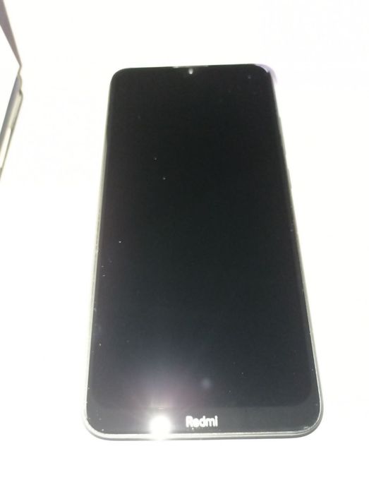 Телефон  Redmi 8a