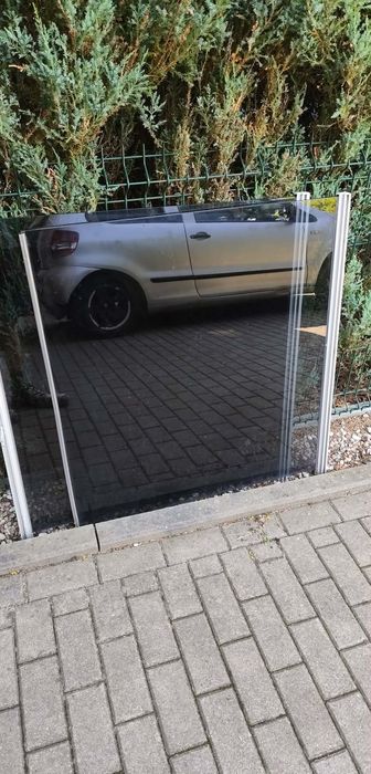 Szkło balustradowe grafitowe z profilami 85x92 cm | Szyba na balkon / taras