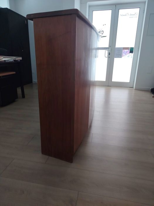 Balcão de loja 1,12m x 2,75m