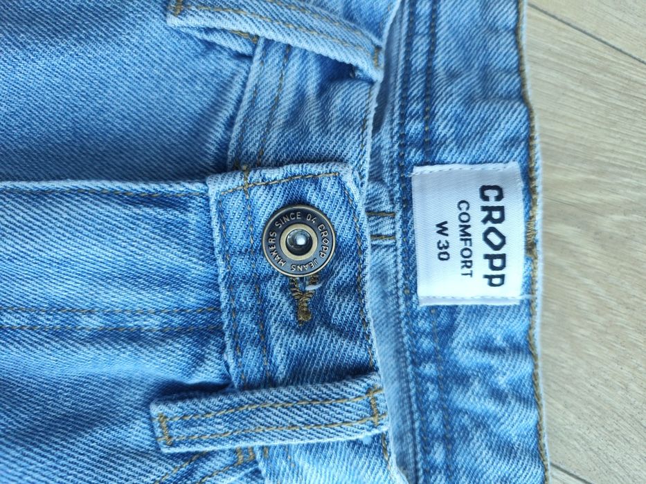 Nowe spodenki męskie cropp rozmiar 30 s/m