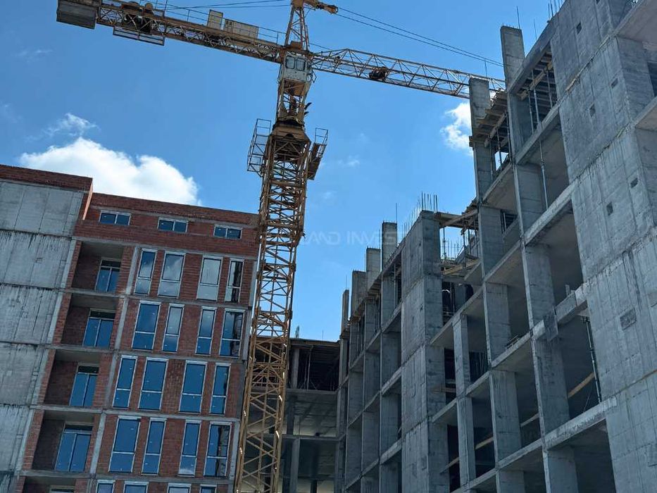 Продаж однокімнатної квартиру в ЖК "ART Delux" в місті Городок 36 м2