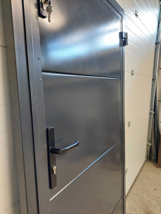 Brama Garażowa Segmentowa | Producent | Drzwi Techniczne |