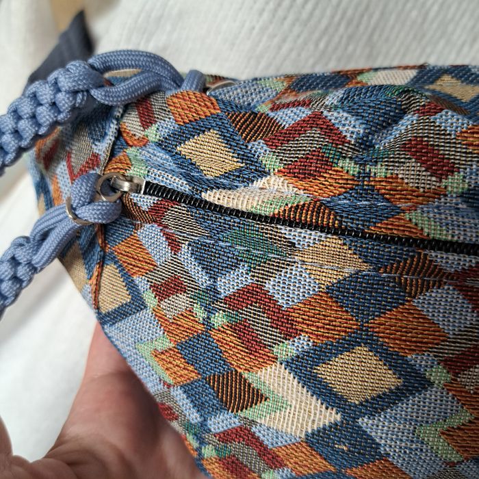 Pojemna nerka damska- nowa