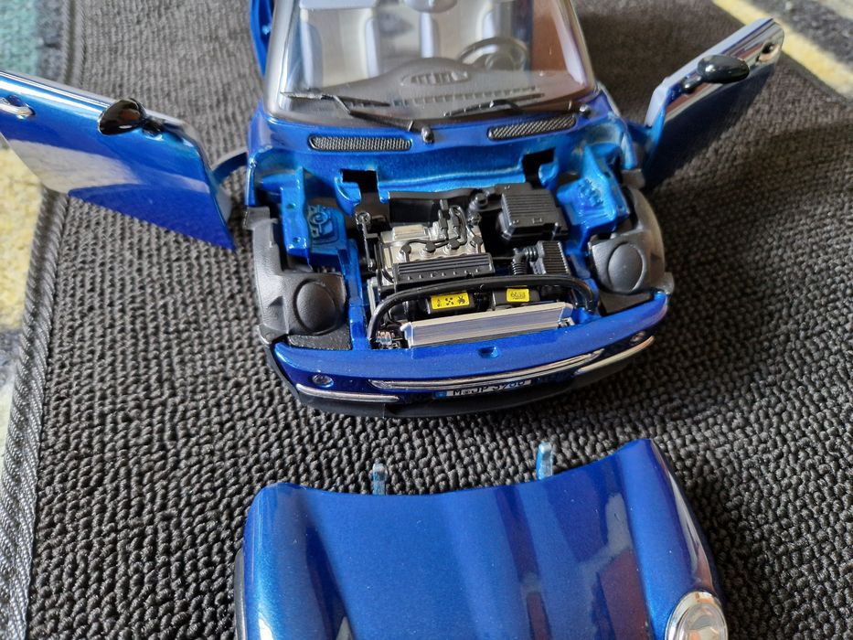 Mini cooper s bburago 1/18