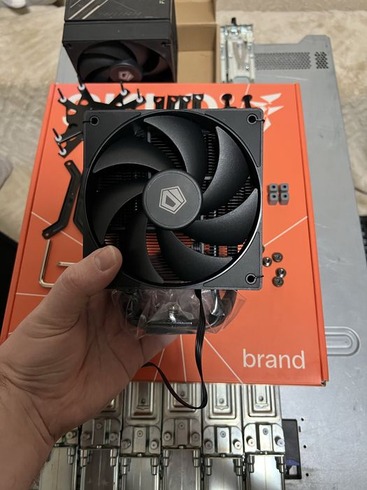 ID-COOLING Frozn A610 black