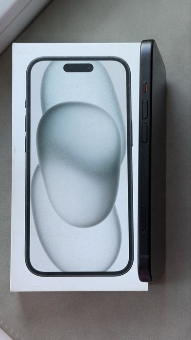 Продам IPhone 15