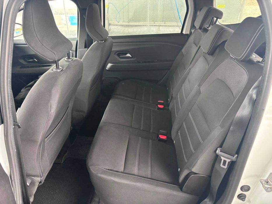 Dacia Jogger 7 Lugares Comfort Bi-Fuel Gasolina/GPL — 142.000 km