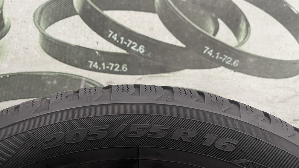 Зимние шины 205/55/16 Toyo