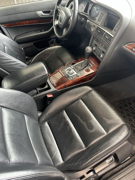 Свіжо пригнана Audi A6C6