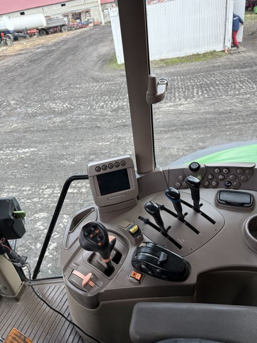 John Deere 6930 premium