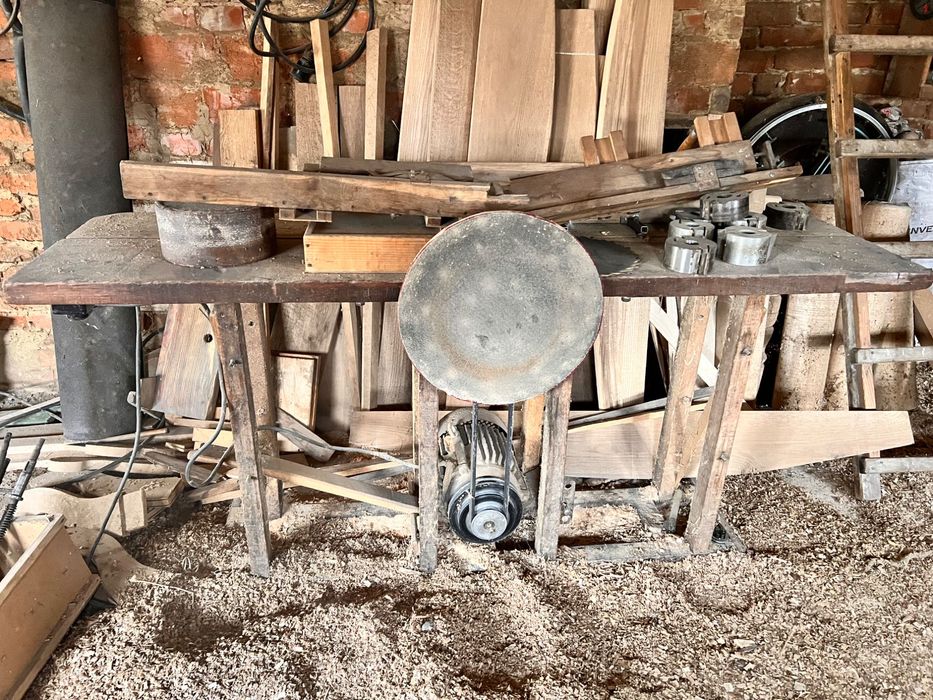 Деревообробний станкок