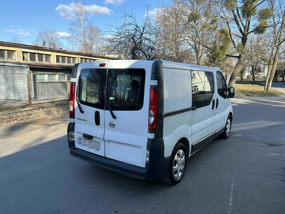 Renault Trafic 2.0 DCi LIFT Brygada 6 osób 09r Bez DPF/Dwumasy(vivaro)