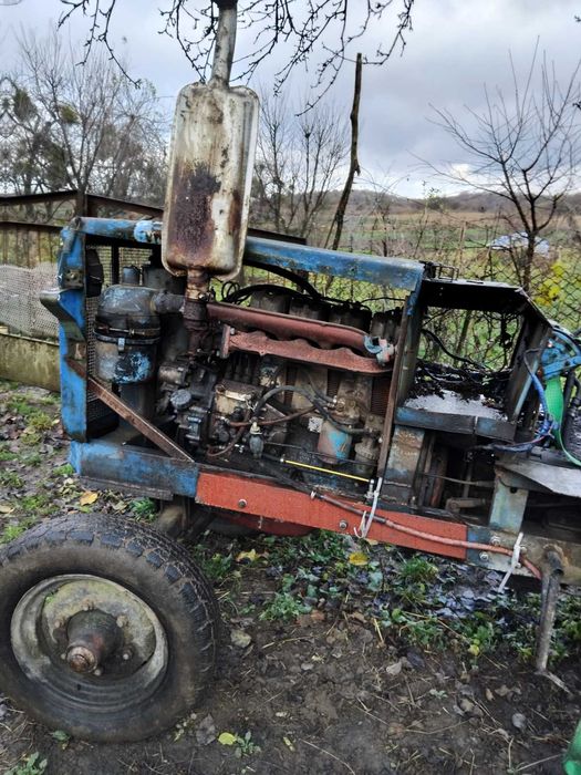 Саморобний Трактор ( Т-40 ) .