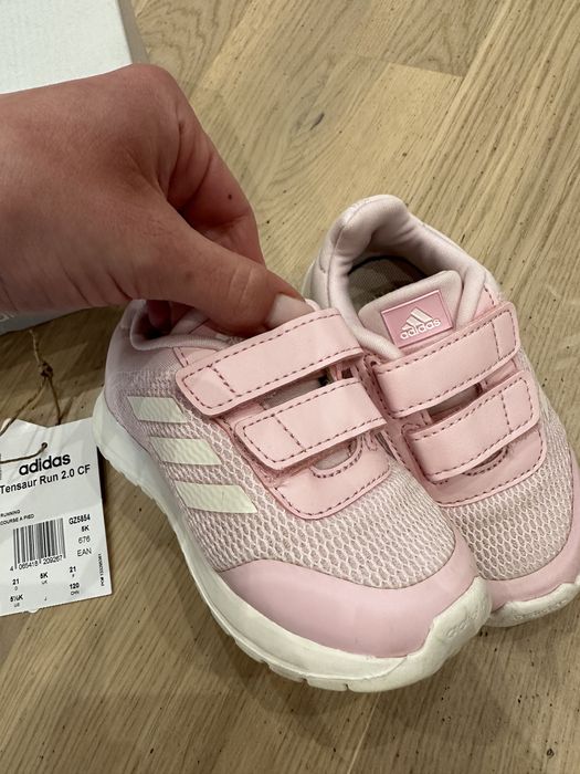 Кросівки дитячі рожеві adidas оригінал в сіточку