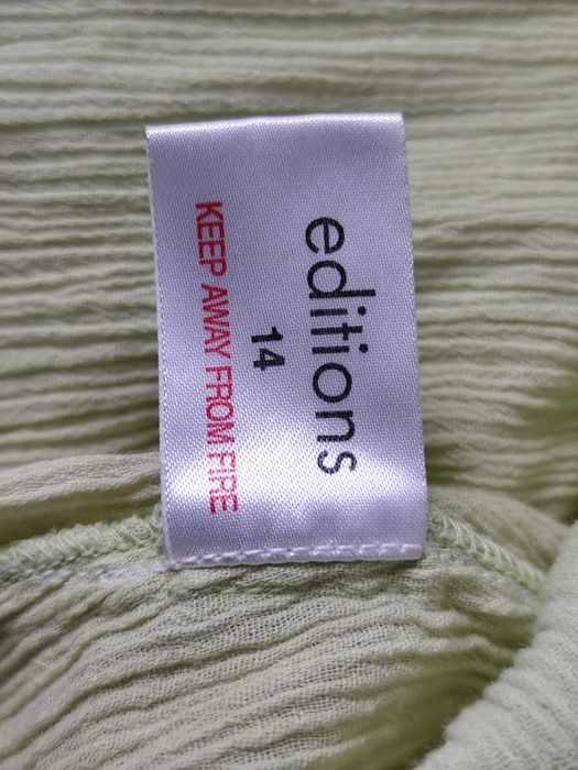 Zielona marszczona bluzka