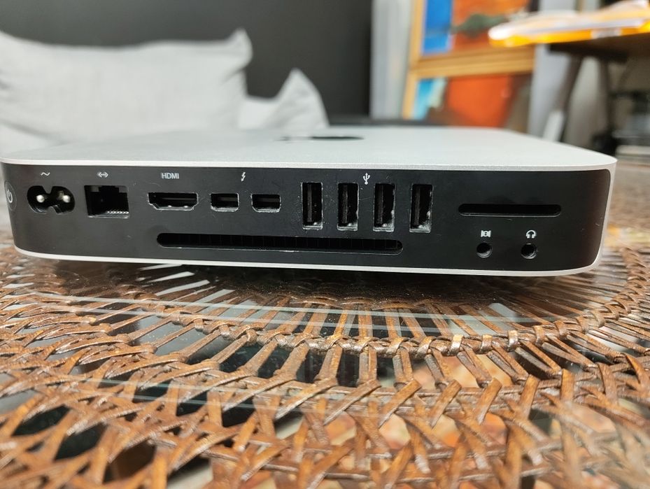 Apple Mac mini Late 2014 i5 2.6 GHz / 8 GB RAM / 1 TB Fusion Drive / macOS Monterey