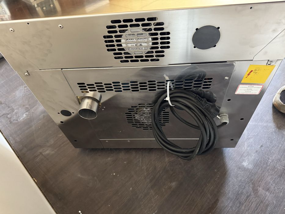 Конвекційна піч-пароконвектомат Wiesheu Minimat MR+Tank