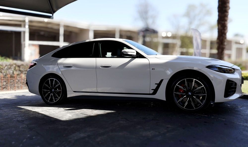 BMW i4 eDrive40 Pack Desportivo M Pro