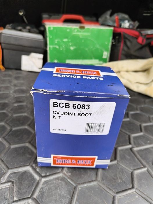 Пильник привiдного валу BORG&BECK BCB6083 (Ford Focus 2 / C-max)