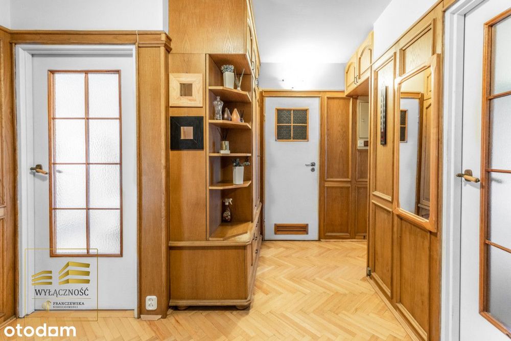 3 pokoje, balkon, piwnica