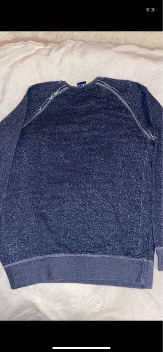 granatowa bluza GT