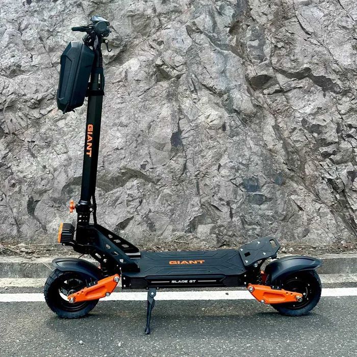 Електросамокат GIANT Blade GT 48V 18Ah 1600W Задньопривідний