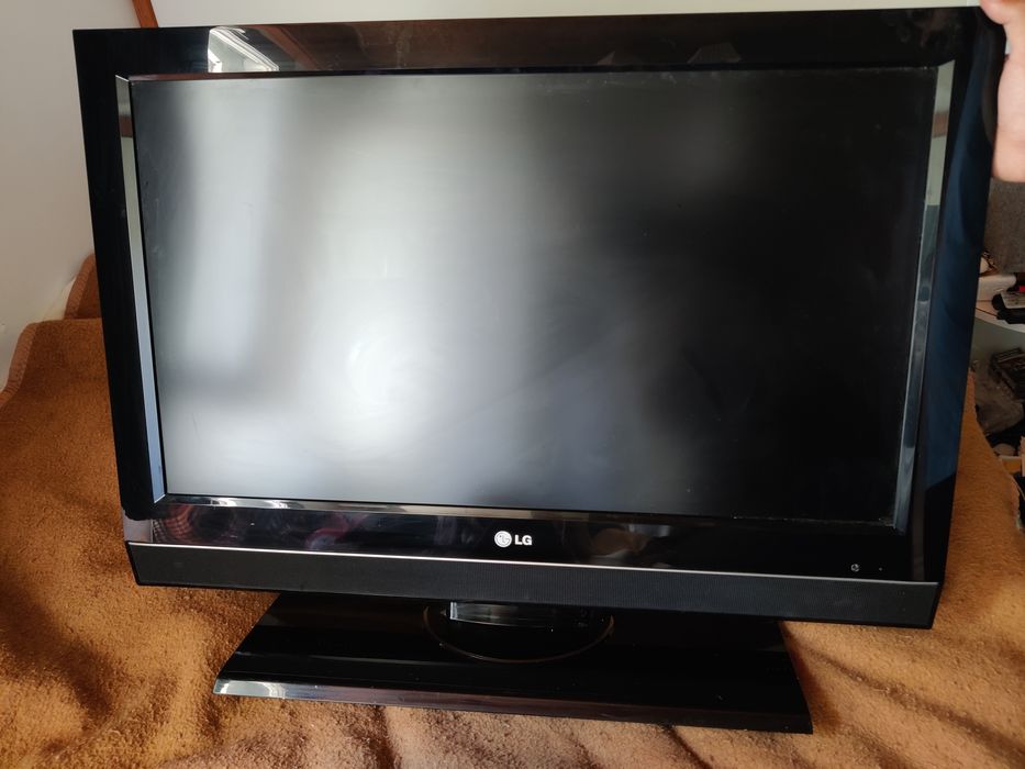 LG 32” LCD TV – Excelente estado
