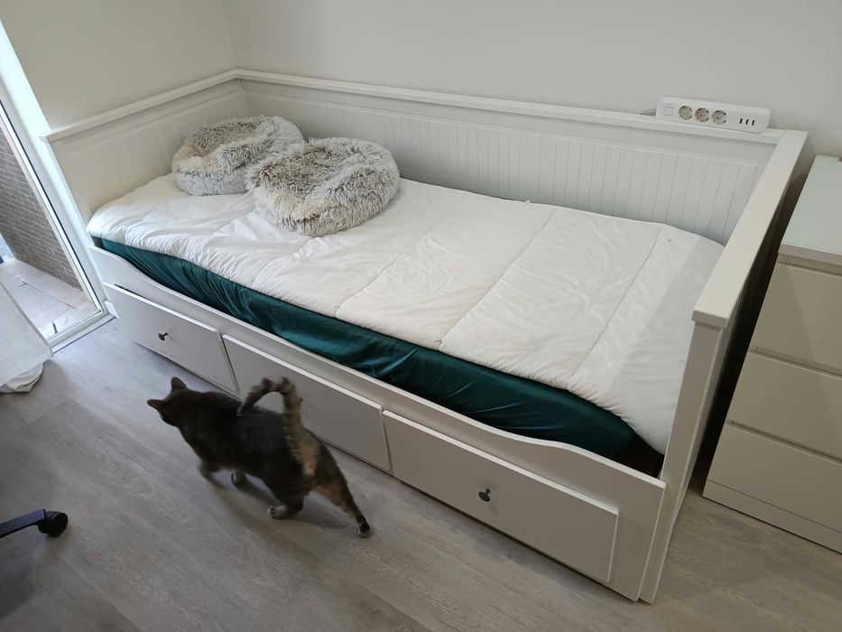 Cama Divã IKEA HEMNES Branca (80x200 / 160x200) + Colchão VESTERÖY Grátis