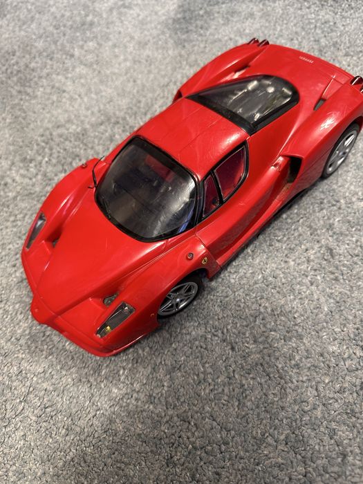 Дитяча машинка Ferrari на пульті