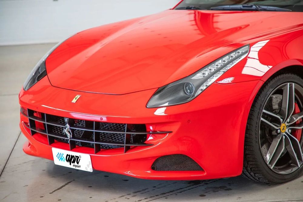 Ferrari FF 6.3 V12