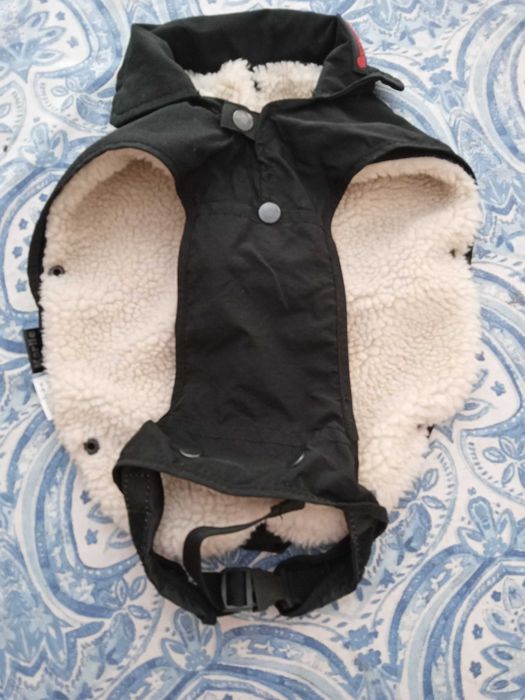Roupa para cão de pequeno e médio porte