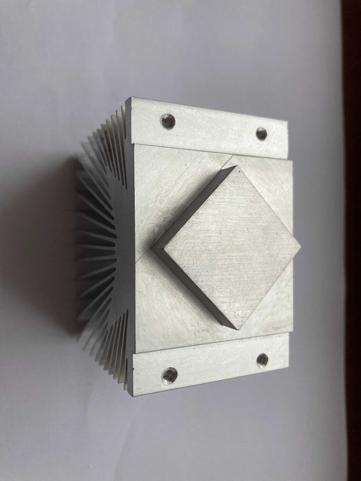 Radiator 7,5x5x6,8 cm komputerowy