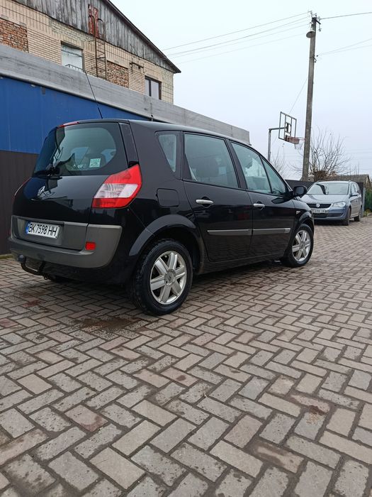 Продам автомобіль Рено Сценік2